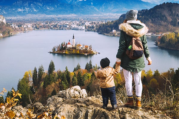 Featured image for article: TRAVEL AND LIFE – A DEVELOPMENTAL PERSPECTIVE - Rosen Research Review